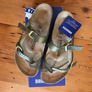 Olive Mayari Sandals